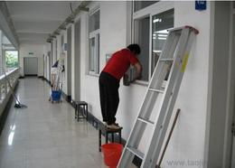 地板打蠟全方位指南 從開荒保潔到供應(yīng)批發(fā)價(jià)格解析