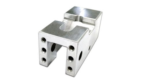 精密機(jī)械零件加工專用夾具的應(yīng)用與機(jī)械設(shè)備及配件研發(fā)